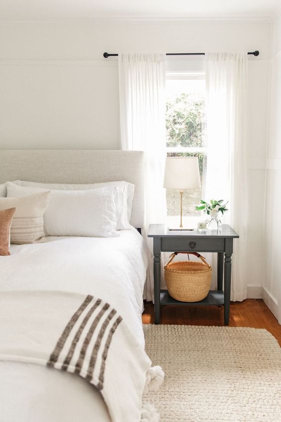 How to choose an upholstered bedhead