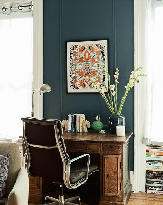 How to work with a dark colour palette