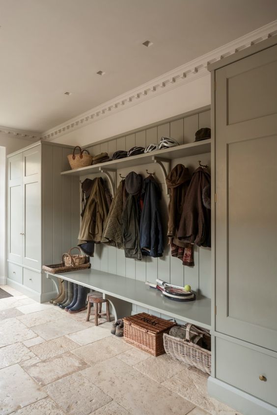 10 things you must include when planning a Mud Room