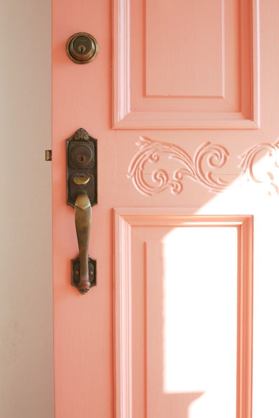 Pantone Living Coral - how to use it in your home