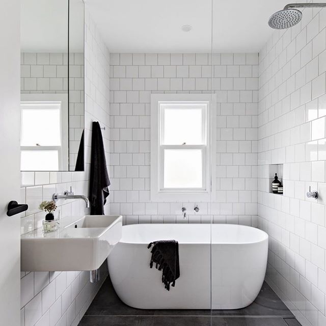 Black bathrooms - how to successfully pull this off