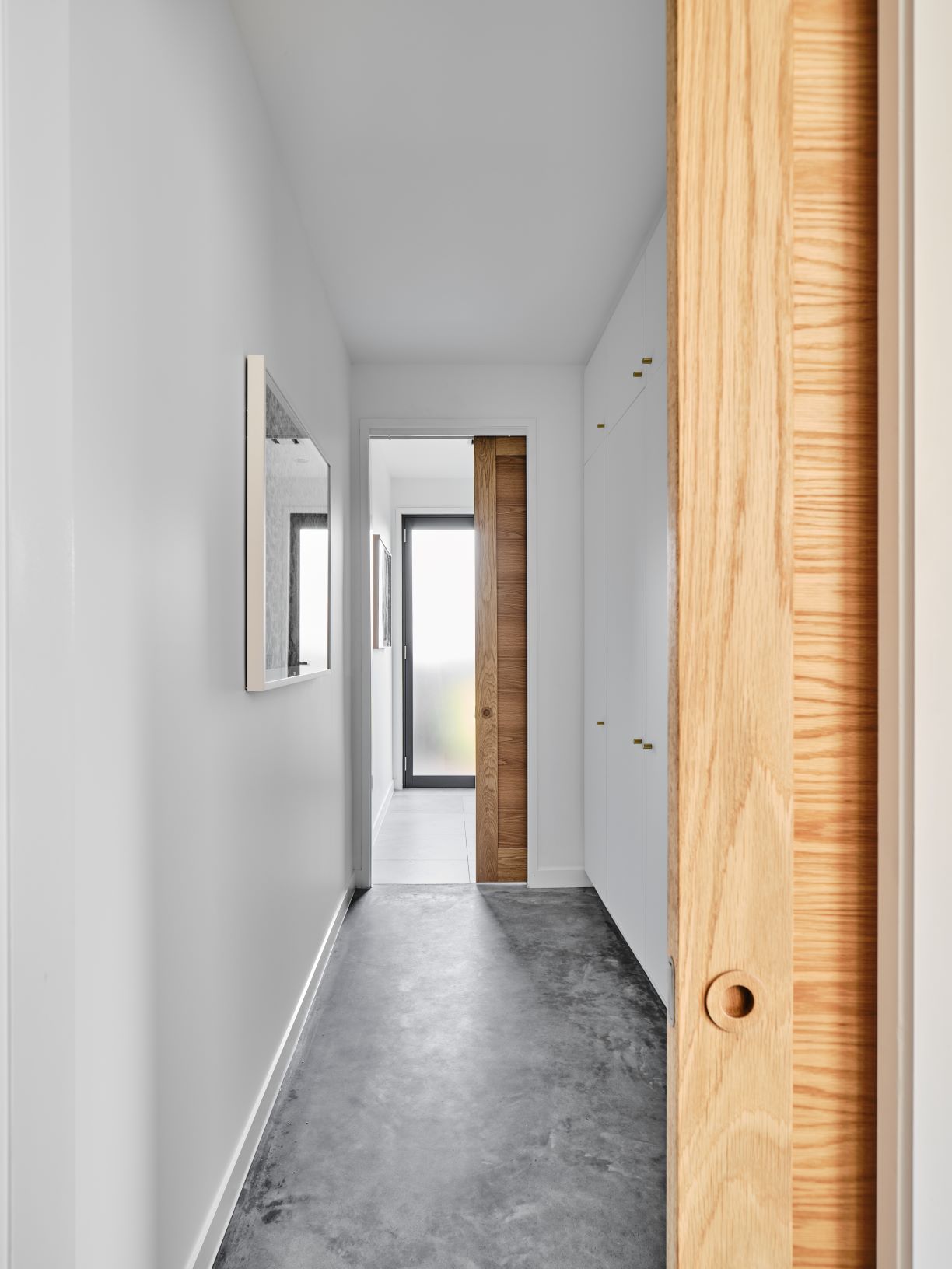 How to select the right interior door