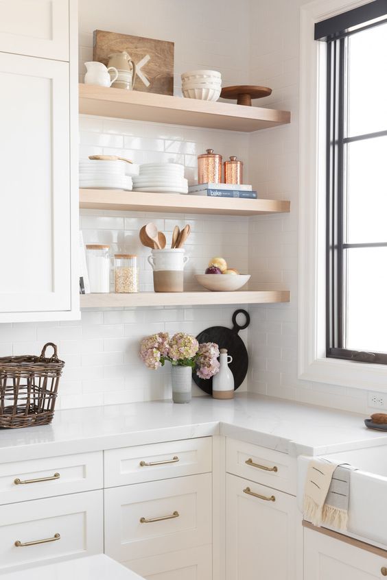 How to incorporate kitchen shelving